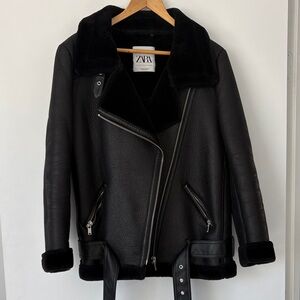 Zara Women's Black Leather Jacket with Fur Collar